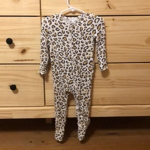 Angel dear footie pajamas size 6-9 months